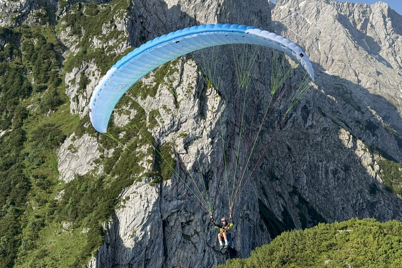 UP_MAKALU_5_JirkaDlask_6 image UP Paragliders Launches Makalu 5: A New Benchmark for Reliable Progression Wing