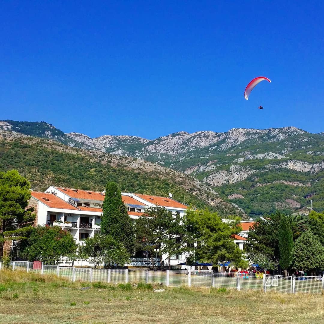 Soar Above Montenegro’s Political Buzz with Paragliding Fun  