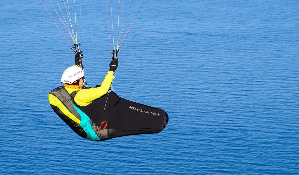 harness lightness 3 advance paragliders1