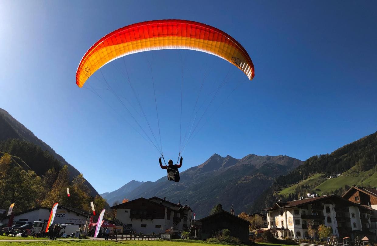 rise 4 airdesign paragliders5