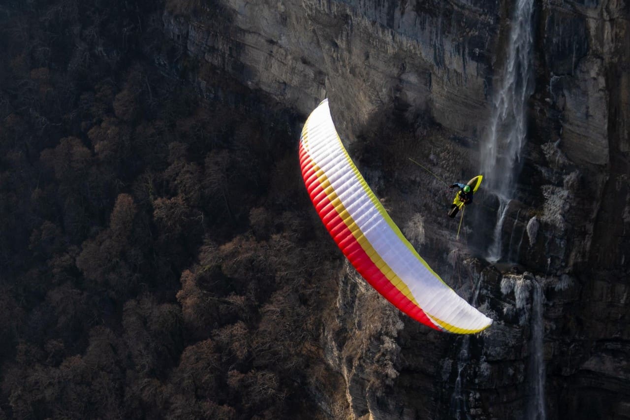 Airdesign Hero 2 – The Ultimate Paragliding Revolution Airdesign Hero 2 IMG 7171 2