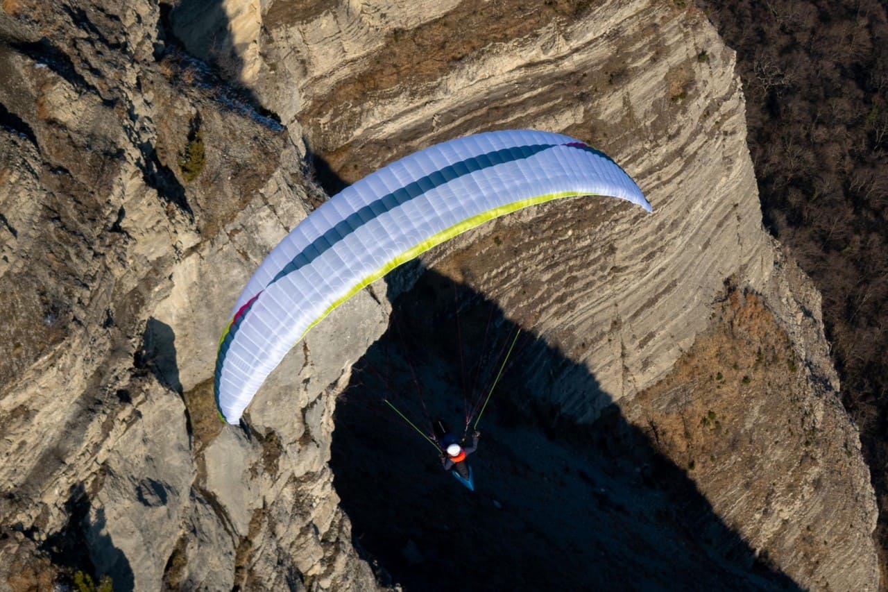 Airdesign Hero 2 – The Ultimate Paragliding Revolution Airdesign Hero 2 IMG 7235