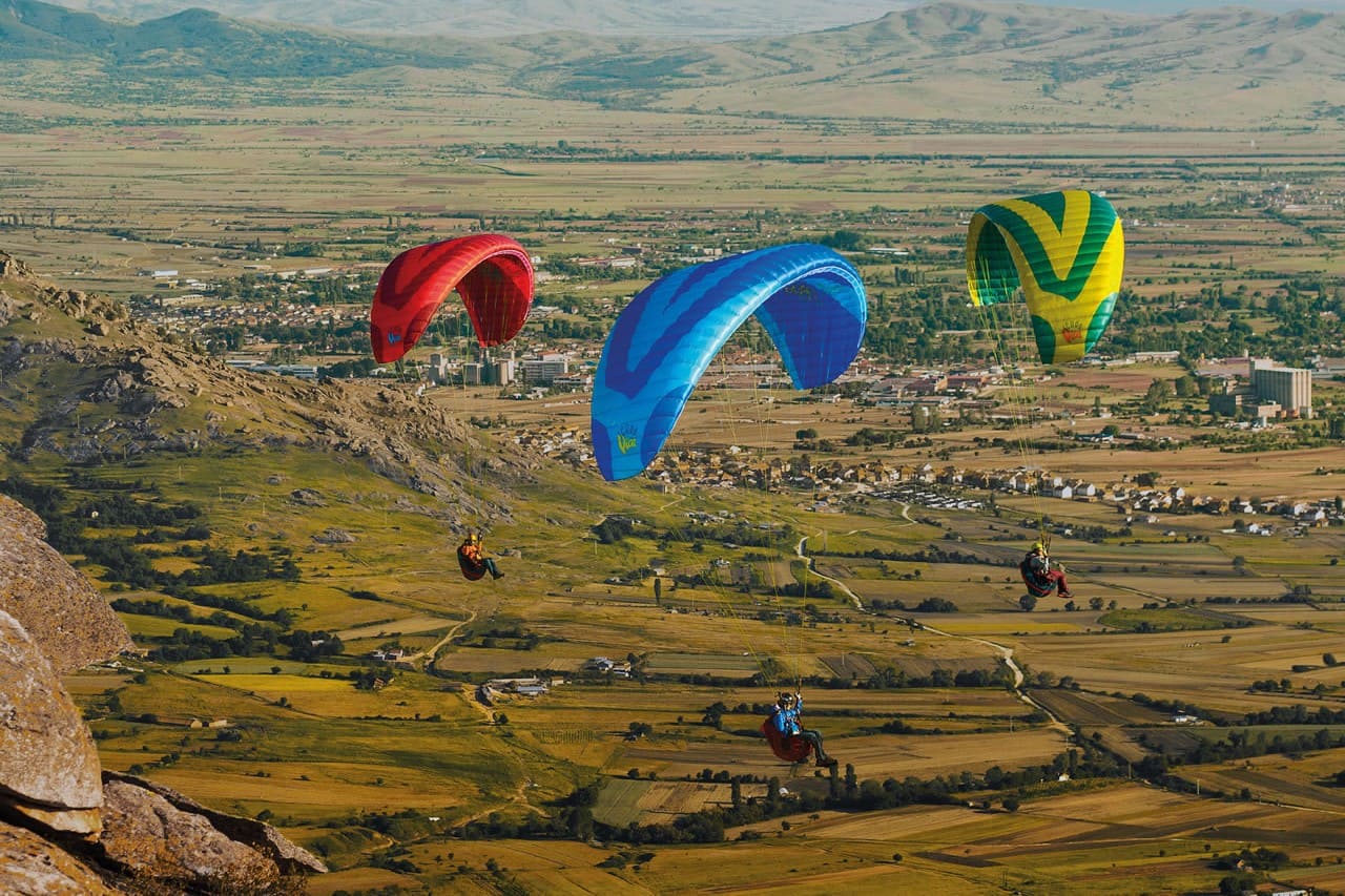 Evolution of Paragliding: From Icaro Pica to Pica² icaro pica paragliding montenegro1