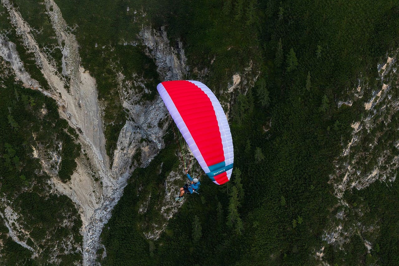 NOVA BANTAM 2: Ultimate Lightweight Flying nova_bantam_2_paragliding_montenegro1 Doživite uzbuđenje: Paraglajder NOVA BANTAM 2
