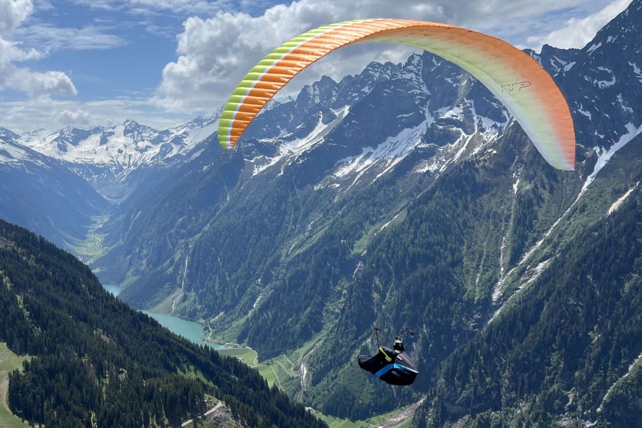 UP_KANGRI_X_paragliding_montenegro image Kangri X Padobran: Otključajte Svoj Potencijal