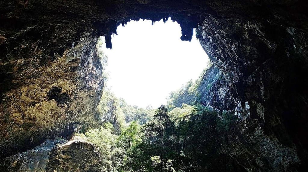 montenegro caves5