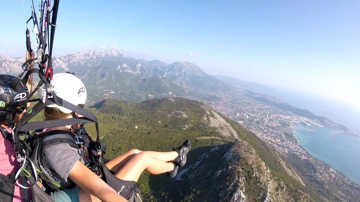 bar paragliding montenegro2
