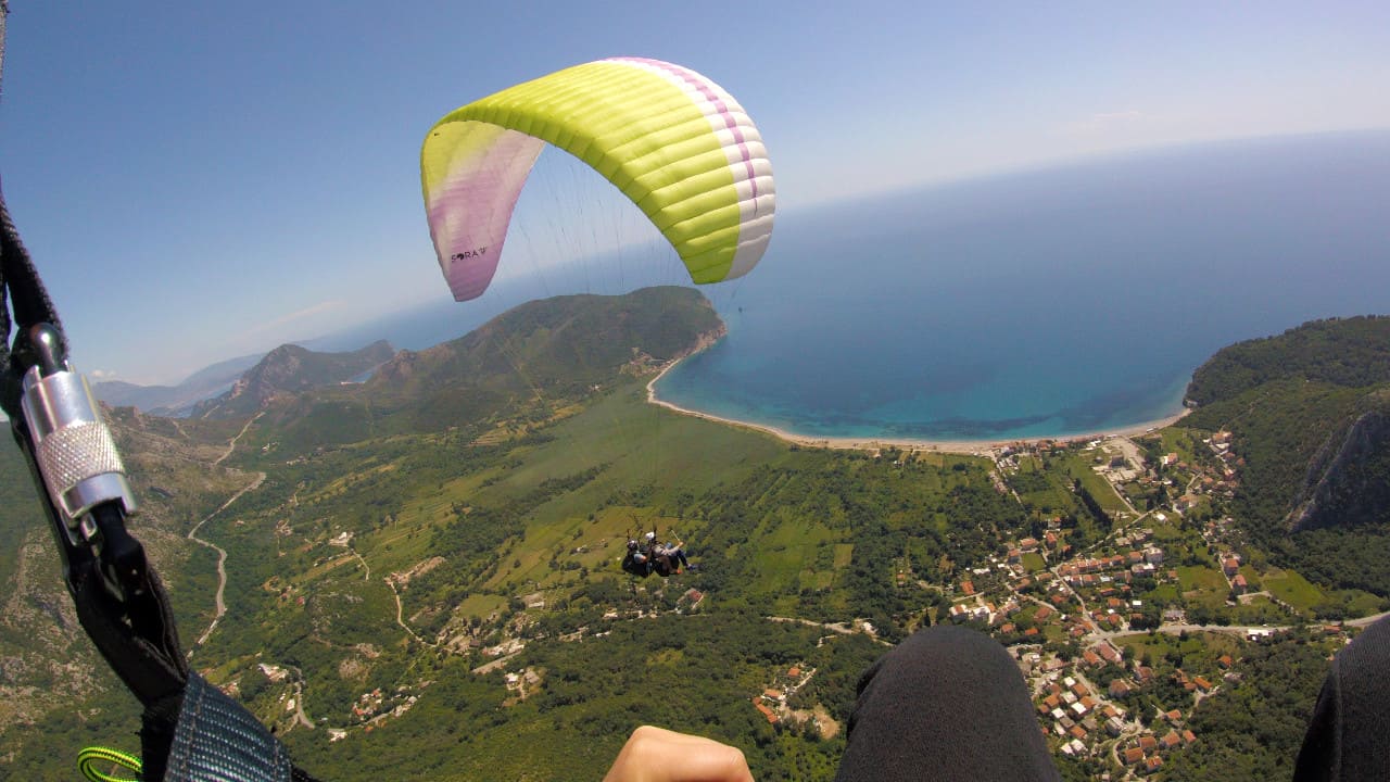 G0019726 sora petrovac paragliding