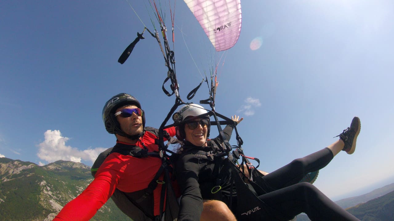 G0061688 kotor paragliding