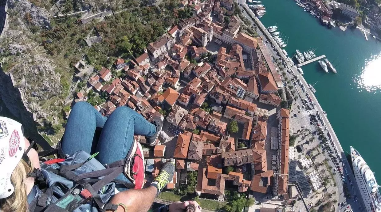 what to see in kotor paragliding