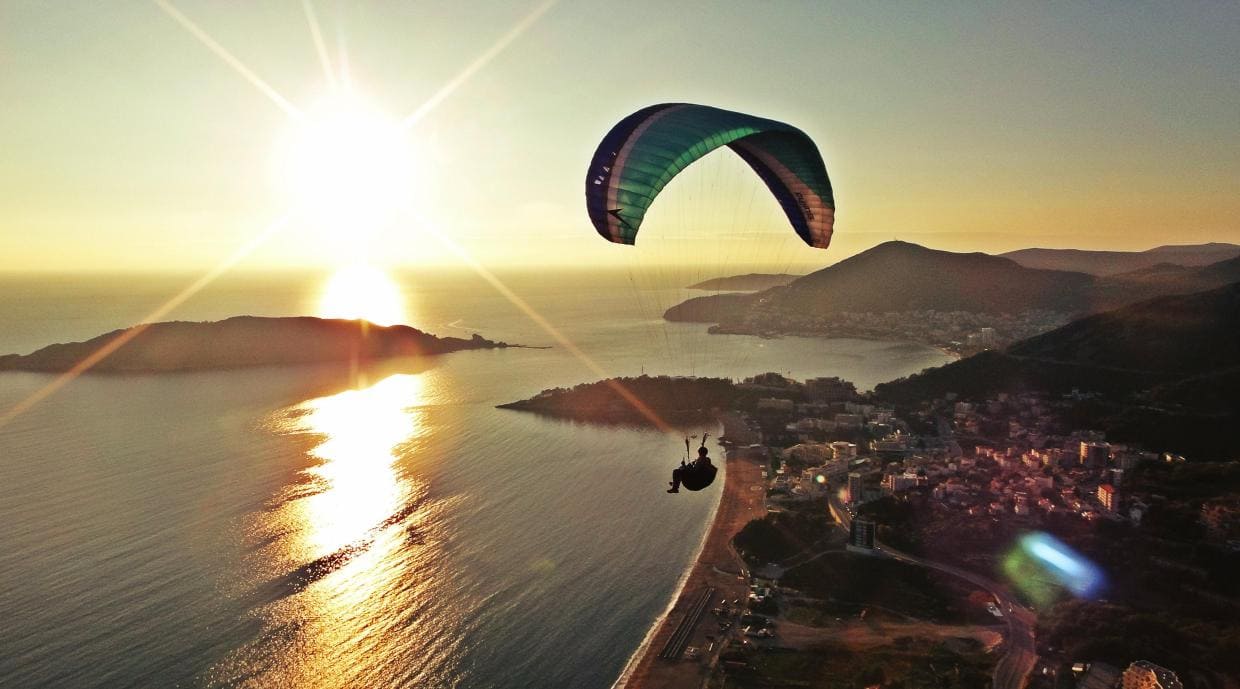 paragliding montenegro becici beach 1240a