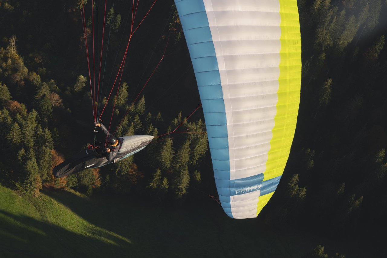 VORTEX Paraglider Review: Lightweight Two-Liner with XC Focus