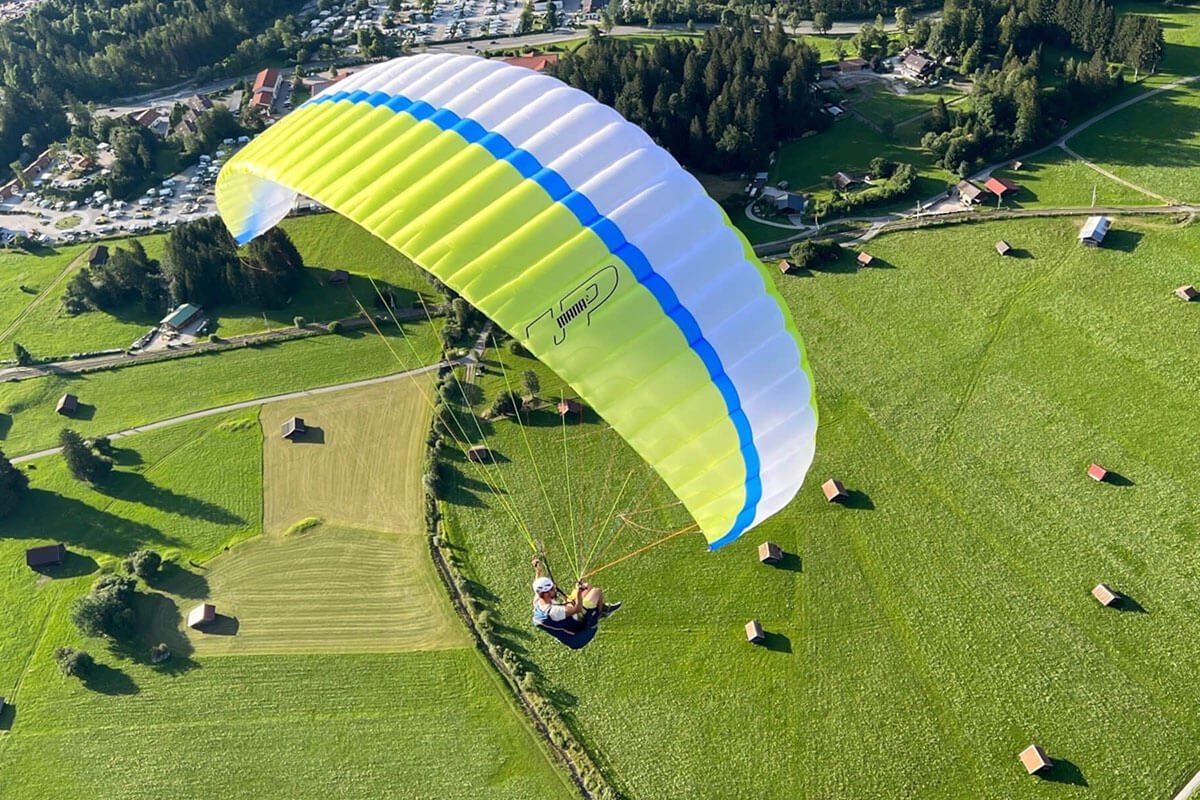 MANA 2 Paraglider Review: Balanced, Lightweight &amp;amp; Beginner-Friendly